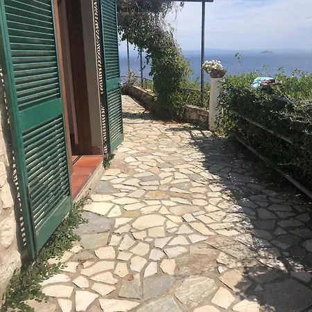 Un Nido Sul Mare Apartment Rio Marina Exterior photo